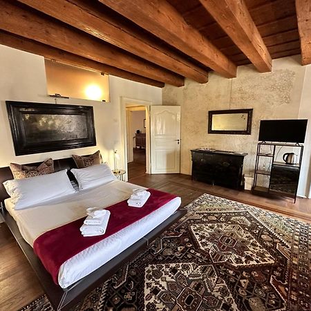 Truly Verona - Delle Erbe Suites Екстериор снимка