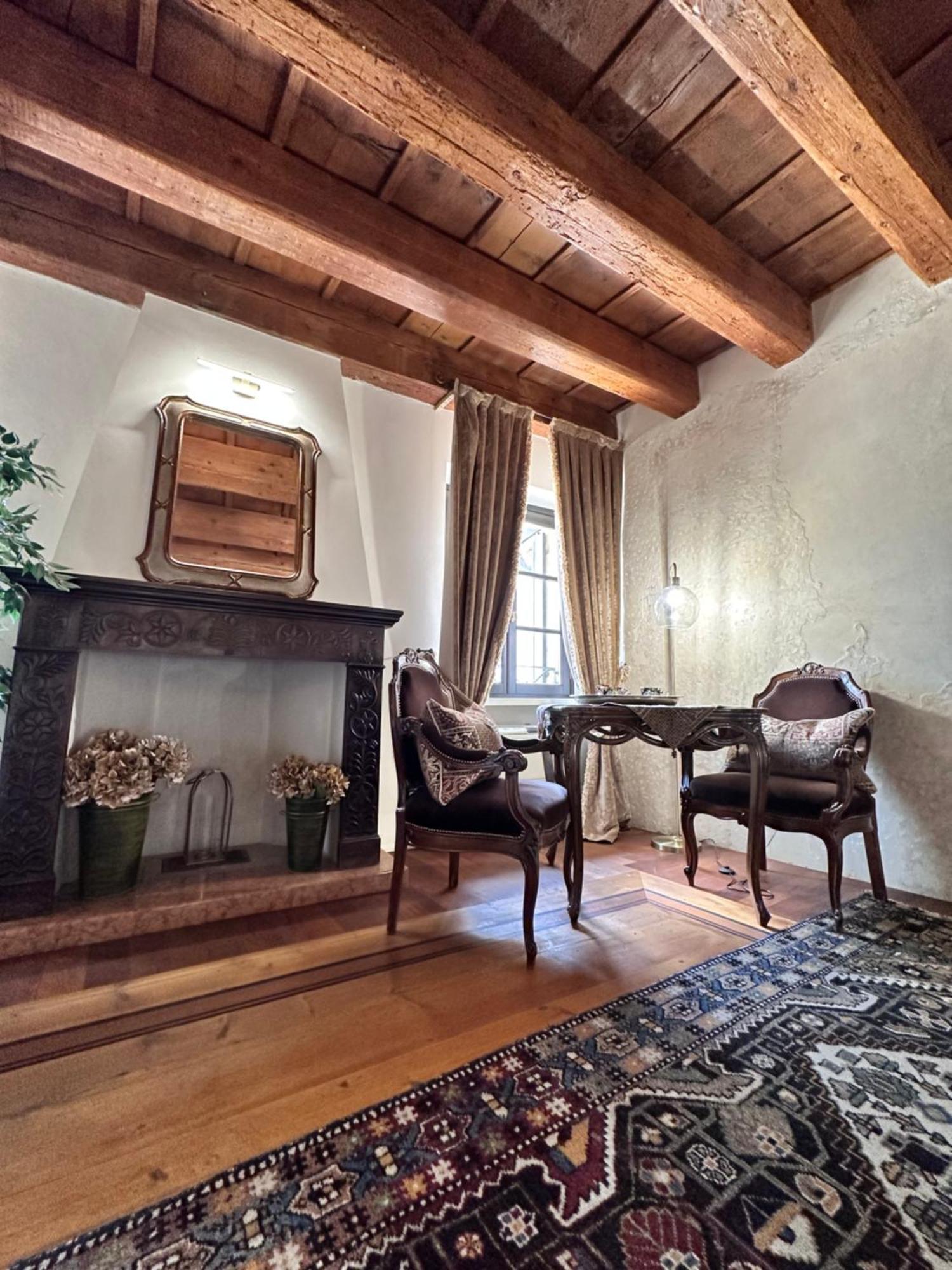 Truly Verona - Delle Erbe Suites Екстериор снимка