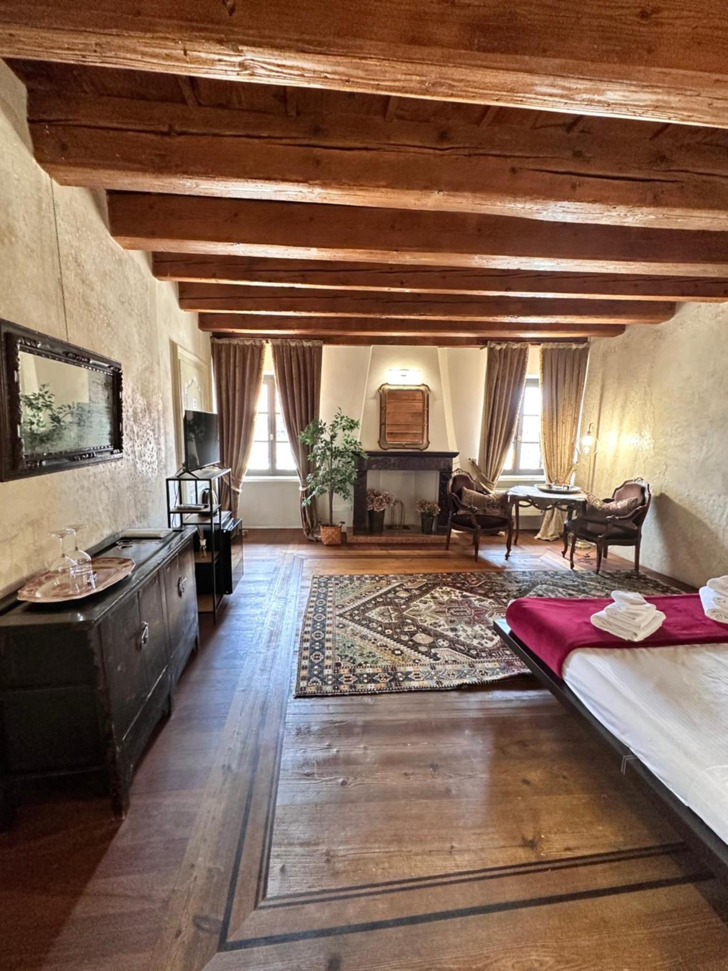 Truly Verona - Delle Erbe Suites Екстериор снимка
