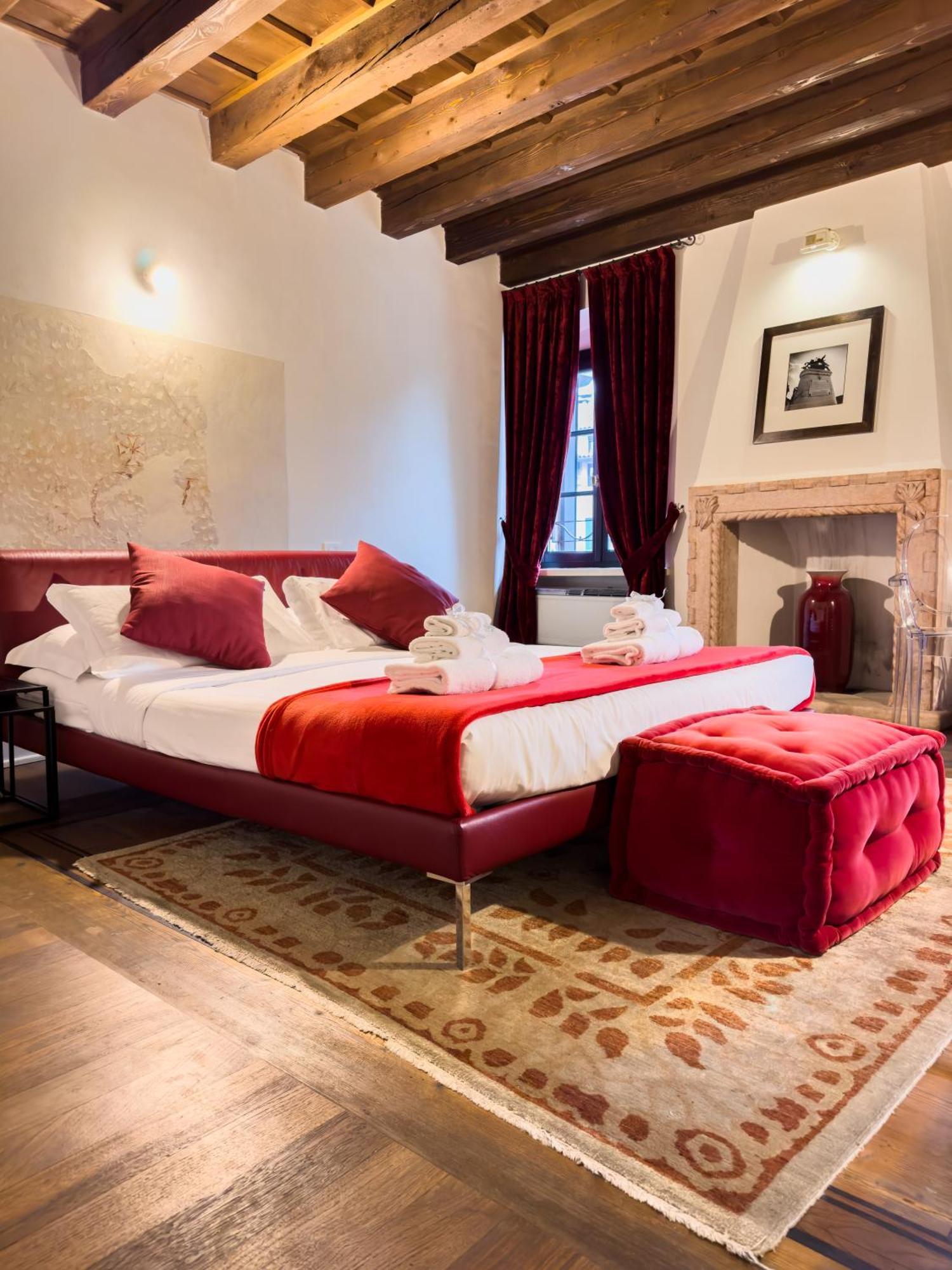 Truly Verona - Delle Erbe Suites Екстериор снимка