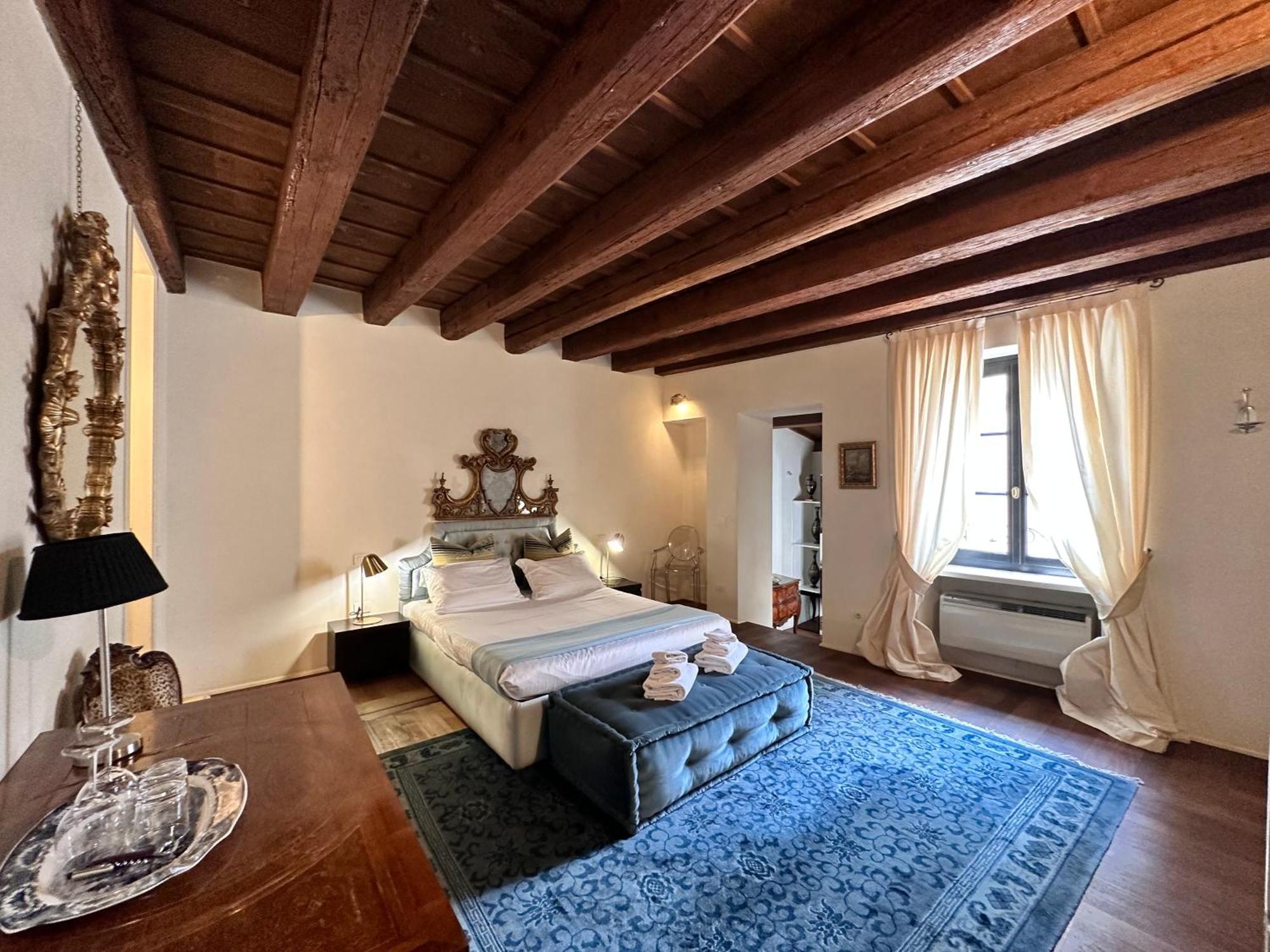 Truly Verona - Delle Erbe Suites Екстериор снимка