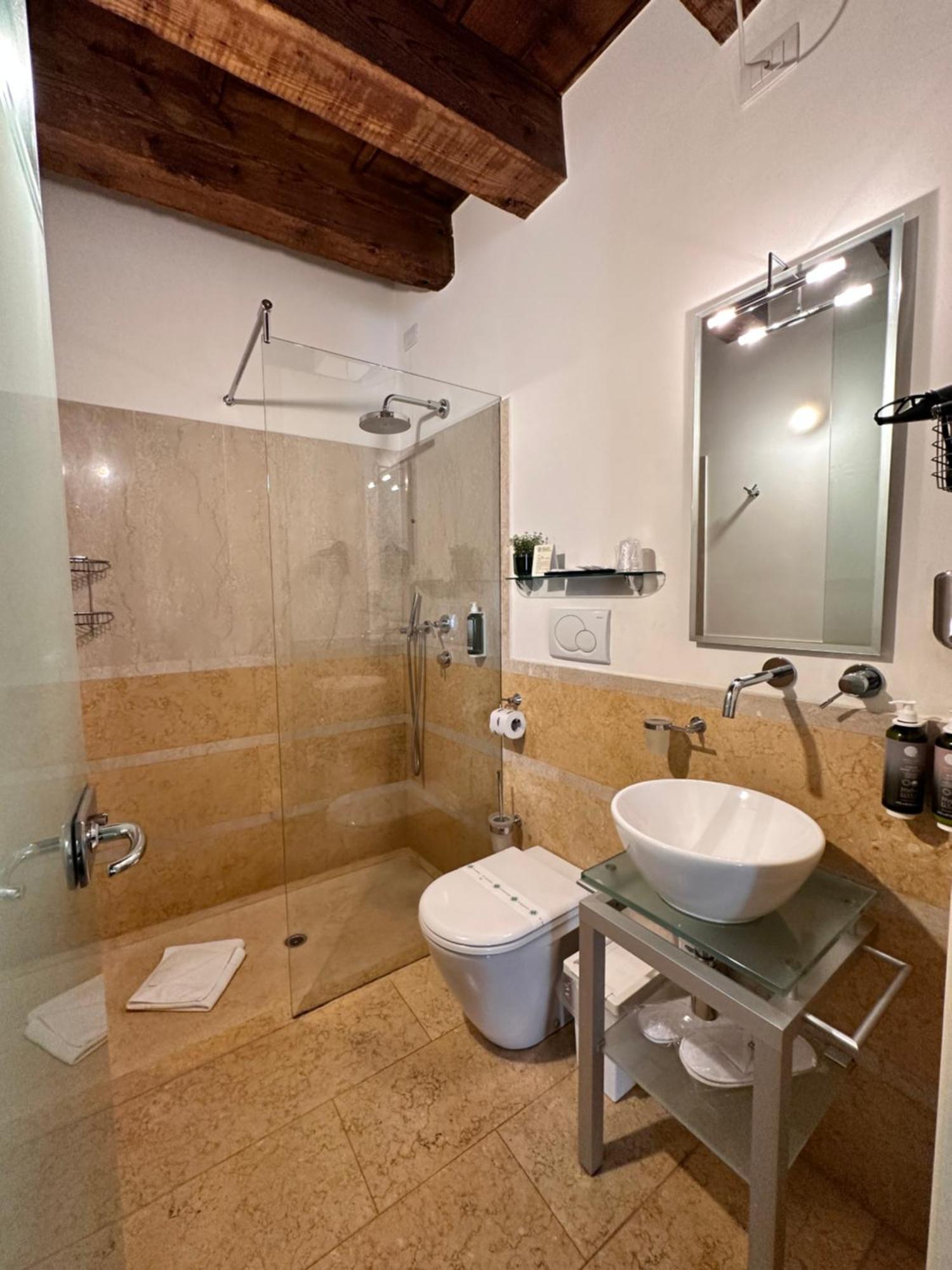 Truly Verona - Delle Erbe Suites Екстериор снимка