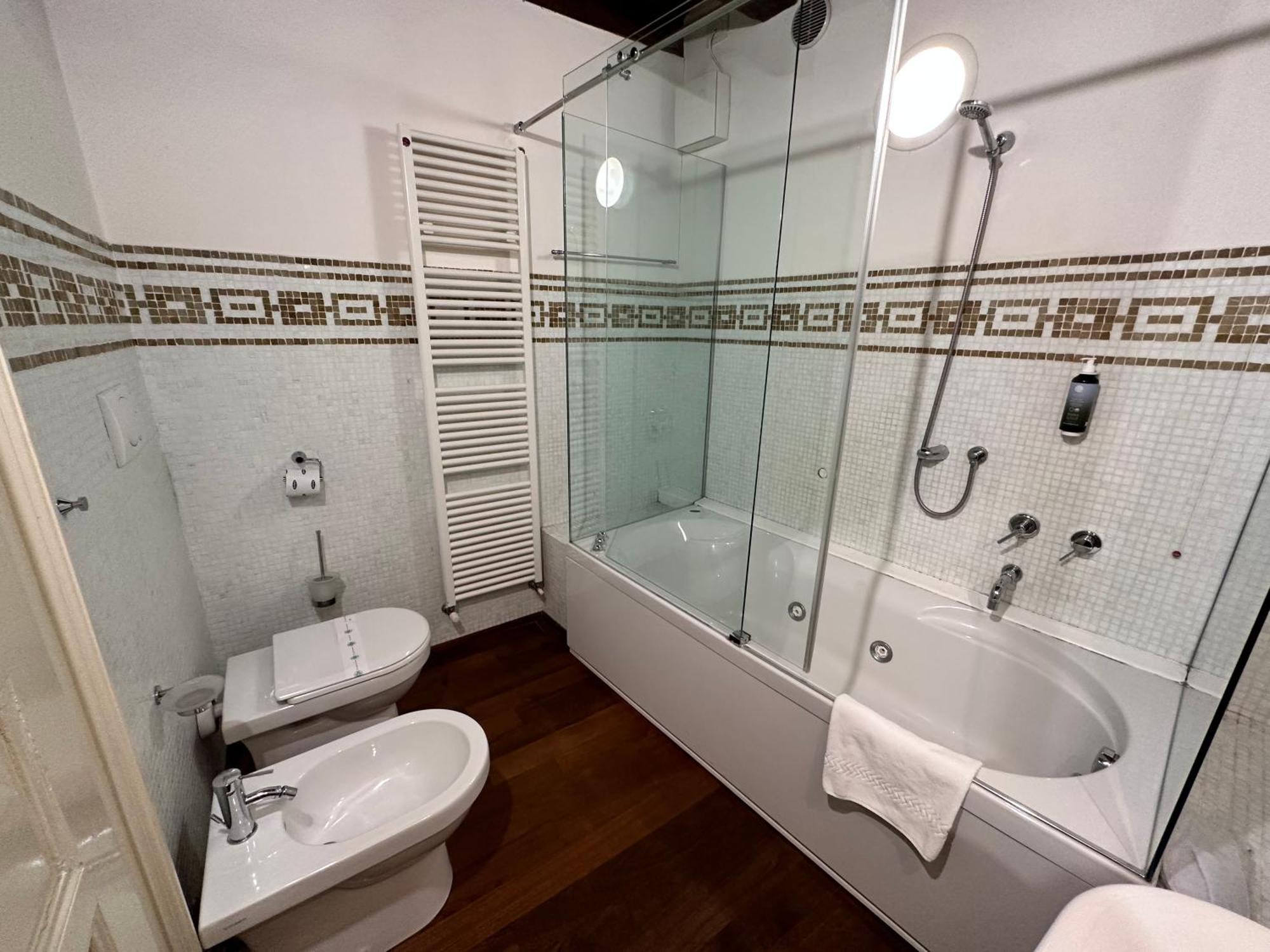 Truly Verona - Delle Erbe Suites Екстериор снимка