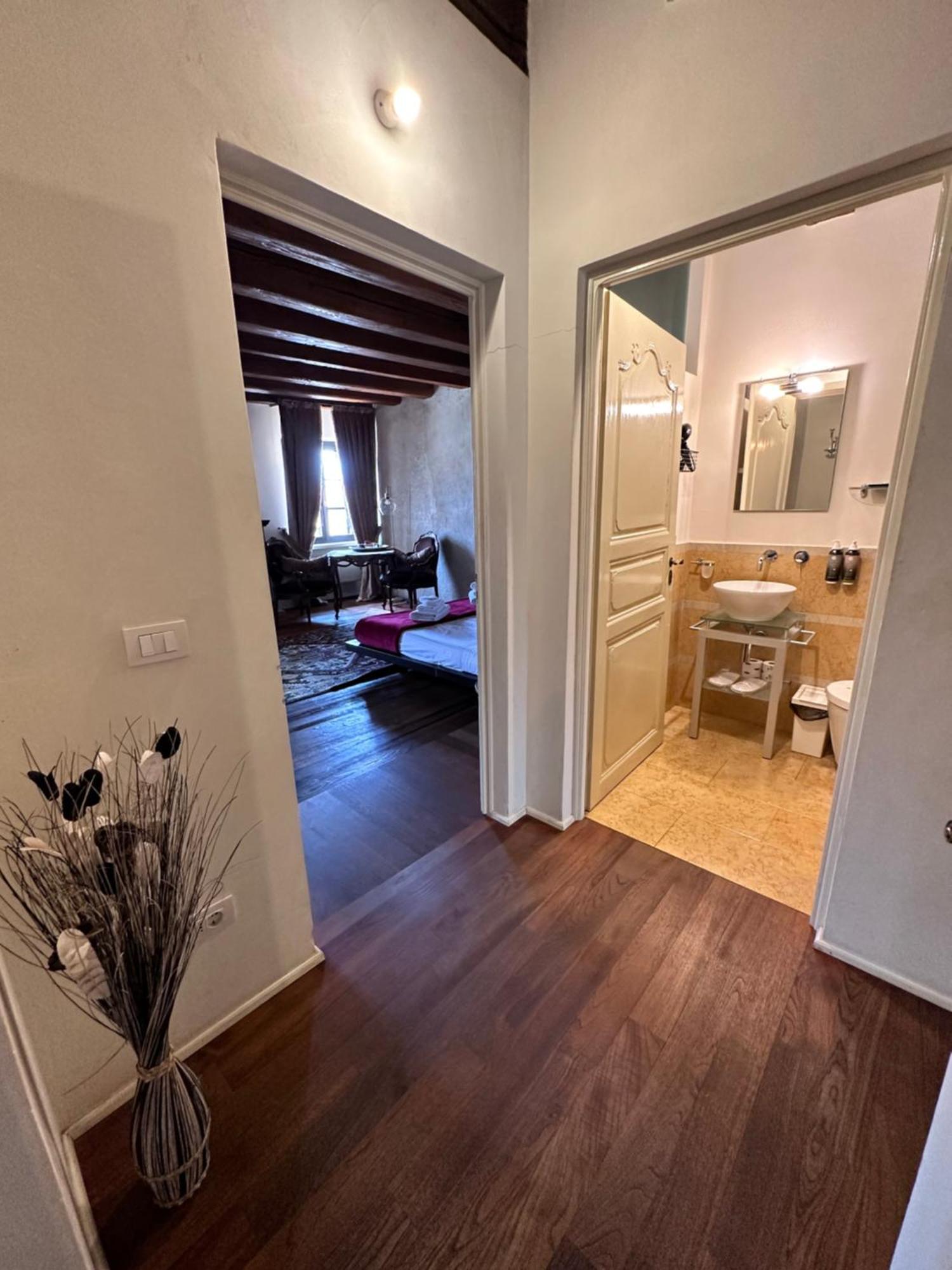 Truly Verona - Delle Erbe Suites Екстериор снимка
